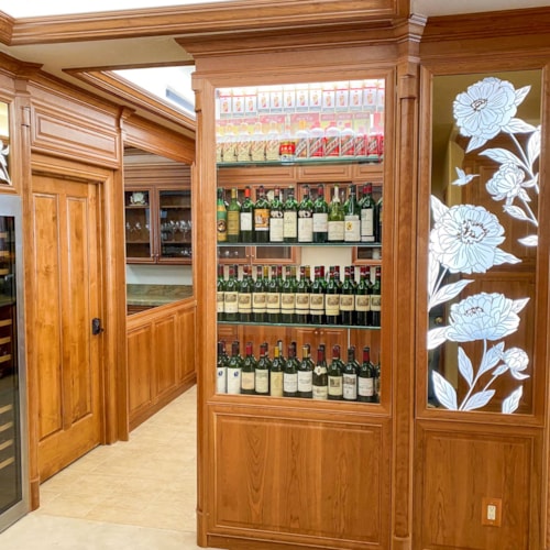 Elegant Home Bar